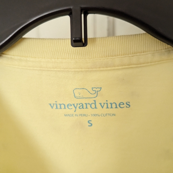 Men's Vineyard Vines Tshirt - Picture 6 of 6